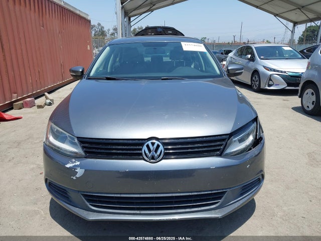 3VWD17AJ0EM247826 Volkswagen 2014