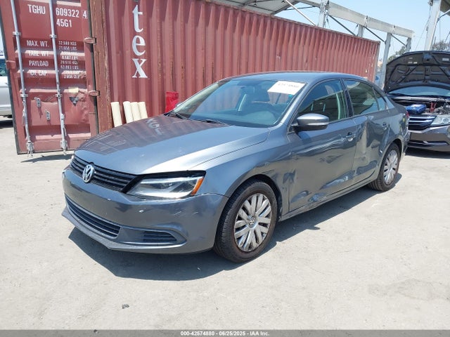 3VWD17AJ0EM247826 Volkswagen 2014
