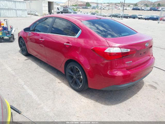 KNAFZ4A8XE5050682 KIA Forte