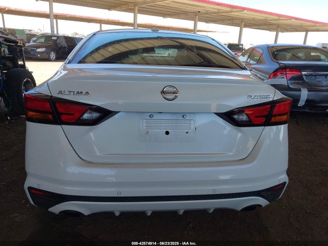 Nissan 2019 2019 1N4BL4FV5KC114691 Image 16