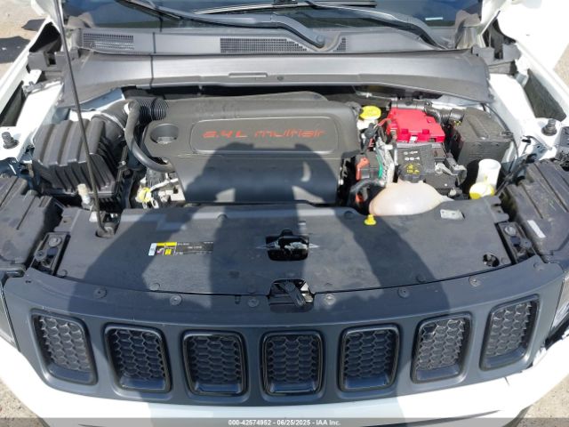 2019 JEEP COMPASS 3C4NJCBB0KT677025 Photo 9