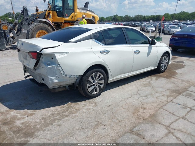 1N4BL4BV3KC249982 Nissan 2019