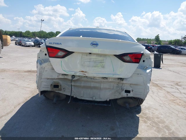 1N4BL4BV3KC249982 Nissan 2019