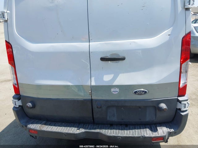 1FTYE1YM3JKA17396 Ford 2018