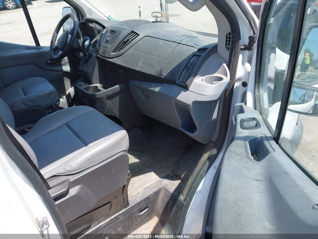 1FTYE1YM3JKA17396 Ford 2018