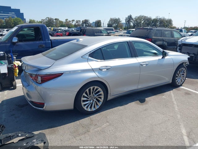 Lexus a25a-fxs, 3nm 2022 58AEA1C16NU020819 Image 4