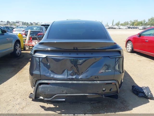 7SAYGDEE3TF338589 Tesla Model Y