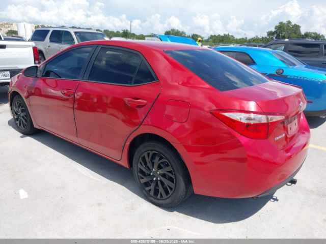 2018 TOYOTA COROLLA 5YFBURHE3JP854764 Photo 2