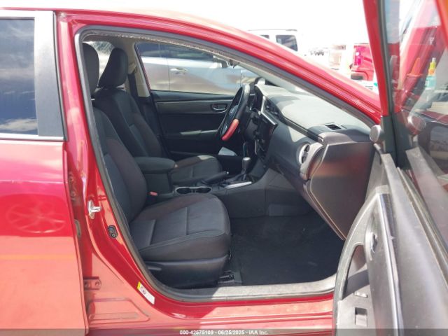2018 TOYOTA COROLLA 5YFBURHE3JP854764 Photo 4