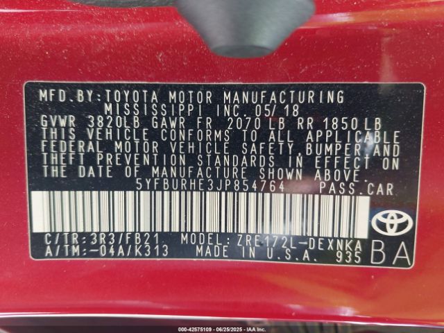 2018 TOYOTA COROLLA 5YFBURHE3JP854764 Photo 8