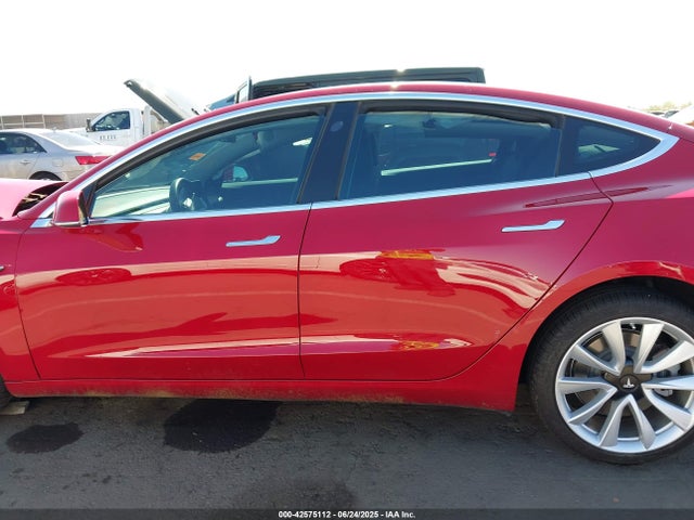 5YJ3E1EA7JF061810 Tesla MODEL 3