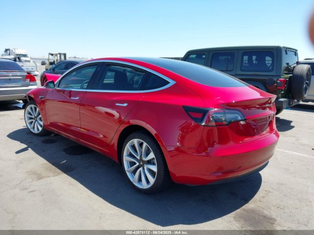 2018 TESLA MODEL 3 5YJ3E1EA7JF061810 Photo 2