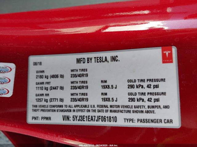 2018 TESLA MODEL 3 5YJ3E1EA7JF061810 Photo 8