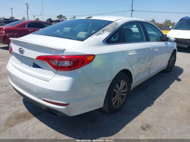 2016 HYUNDAI SONATA 5NPE24AF1GH266022 Photo 3