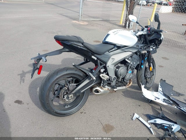 2025 TRIUMPH MOTORCYCLE DAYTONA SMTL23UF1STBV9378 Photo 3