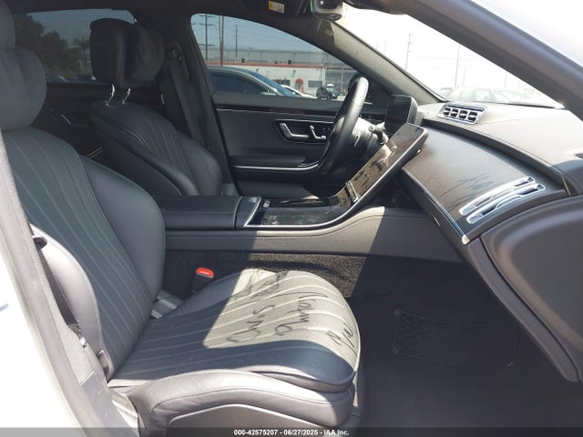 W1K6G6DB1PA172679 Mercedes-Benz m256