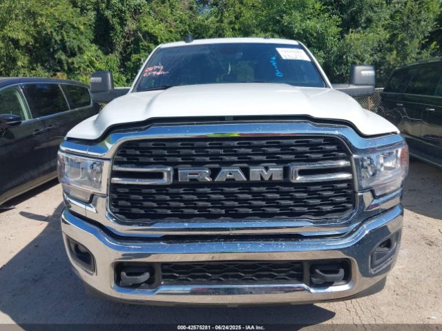 3C6UR5DJ2RG303949 RAM 2024