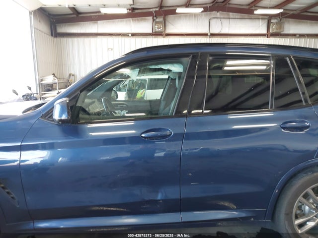5UXTR9C58KLP89318 BMW X3