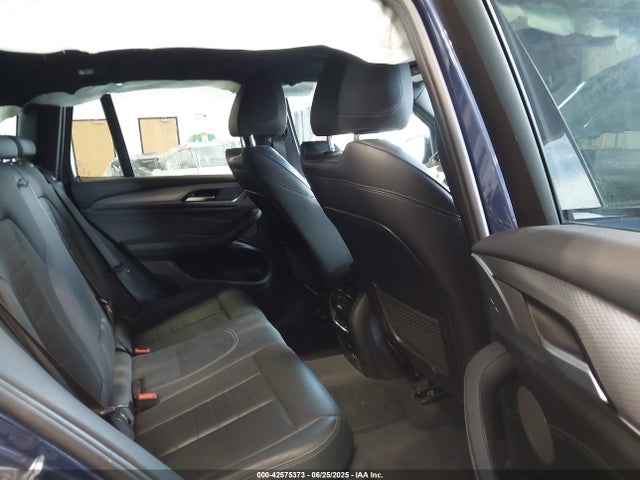 5UXTR9C58KLP89318 BMW X3