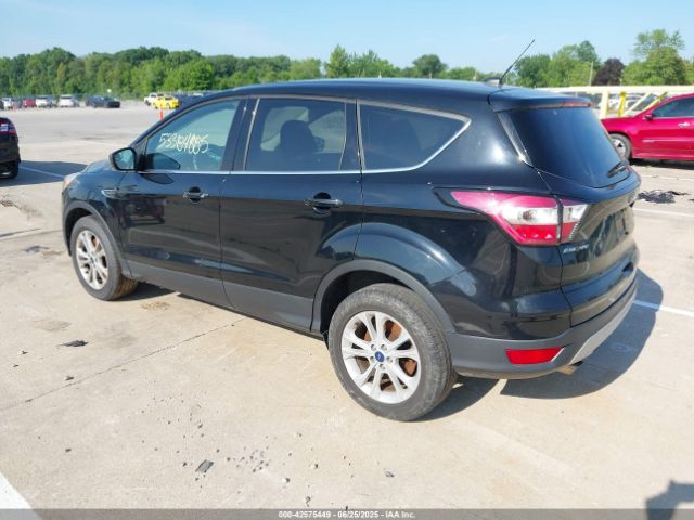 2017 FORD ESCAPE 1FMCU9GD9HUC16749 Photo 2