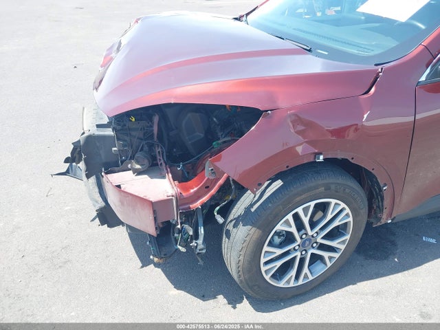 1FMCU0CZ0MUA01879 Ford hev/phev