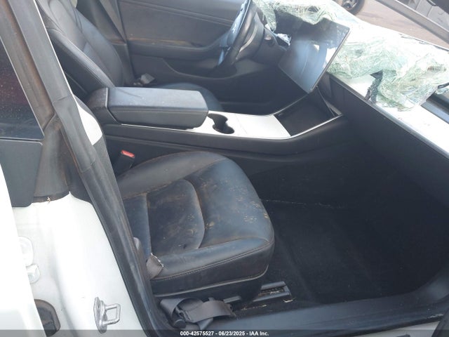 2018 TESLA MODEL 3 5YJ3E1EA8JF050329 Photo 4