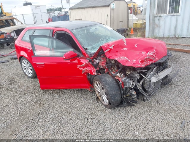 2011 AUDI A3 WAUBEAFM6BA156726 Photo 0