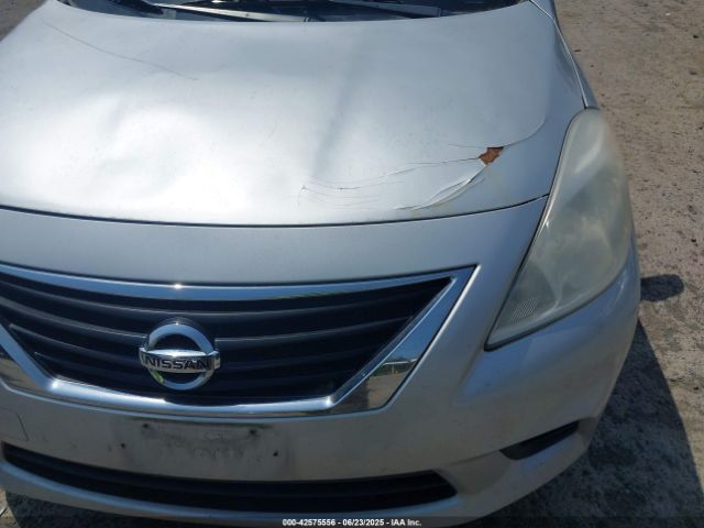 3N1CN7AP9EL818844 Nissan 2014