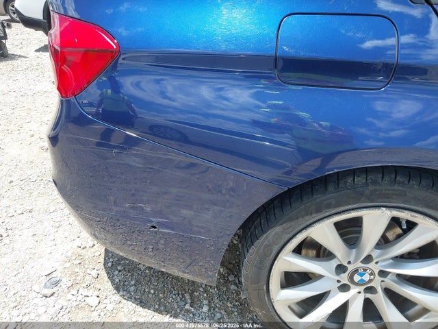 WBA8A9C57JAH13310 BMW 320i