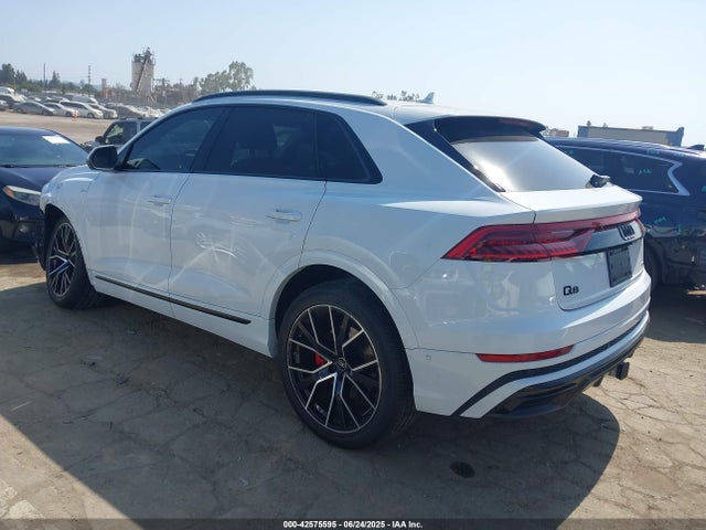 2023 AUDI Q8 WA1EVBF17PD016695 Photo 2