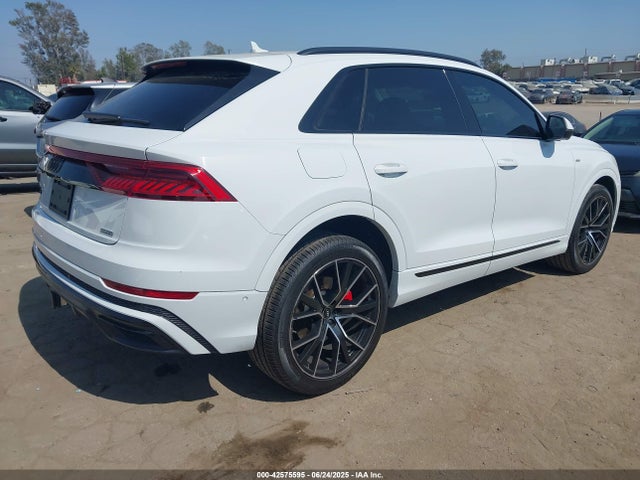 2023 AUDI Q8 WA1EVBF17PD016695 Photo 3
