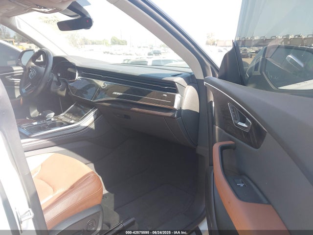 2023 AUDI Q8 WA1EVBF17PD016695 Photo 4