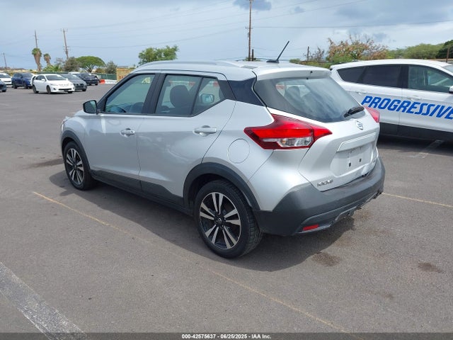 3N1CP5CUXKL552828 Nissan 2019