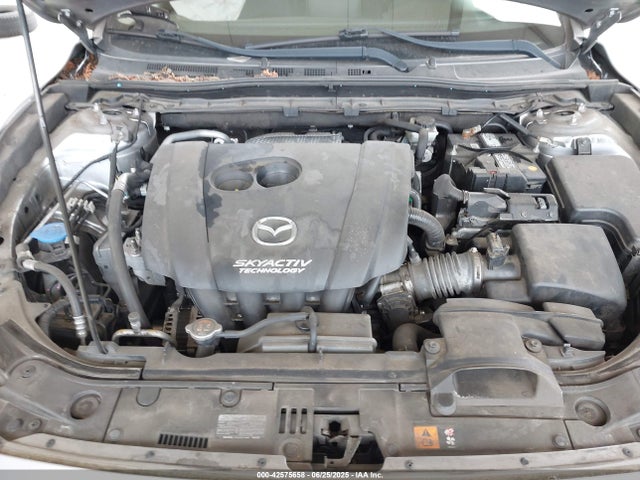 3MZBM1V74FM229597 Mazda pe