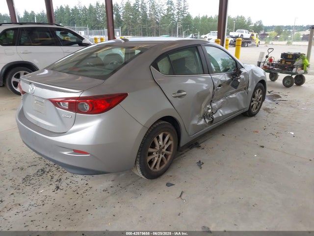 3MZBM1V74FM229597 Mazda pe