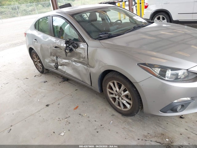 3MZBM1V74FM229597 Mazda pe