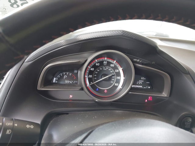 3MZBM1V74FM229597 Mazda pe