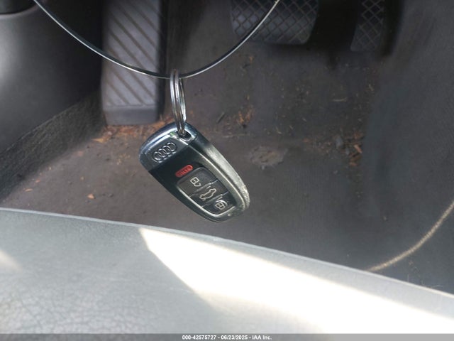 2010 AUDI A4 WAUSFAFL0AA036018 Photo 10
