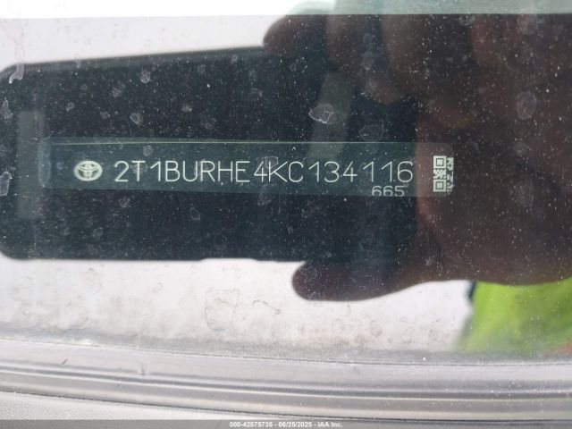 2019 TOYOTA COROLLA 2T1BURHE4KC134116 Photo 8