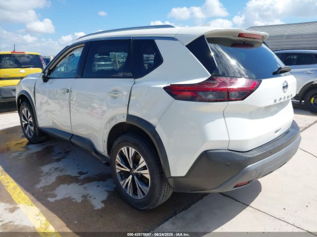 2021 NISSAN ROGUE JN8AT3BA2MW018980 Photo 2