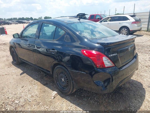 3N1CN7AP6GL912974 Nissan 2016