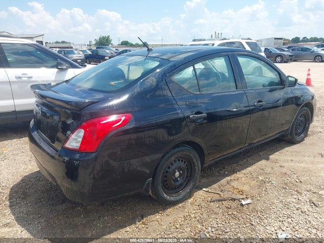 3N1CN7AP6GL912974 Nissan 2016