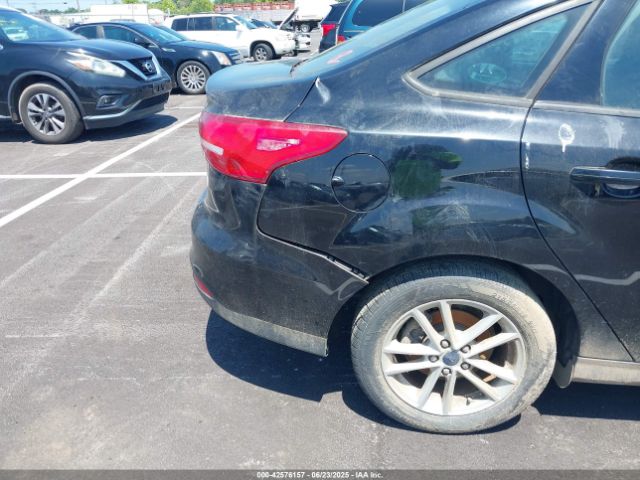 2017 FORD FOCUS 1FADP3FE1HL269626 Photo 5