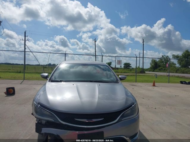 1C3CCCAB9GN105773 Chrysler 2016