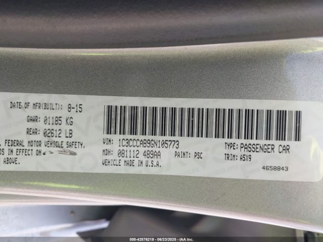 1C3CCCAB9GN105773 Chrysler 2016