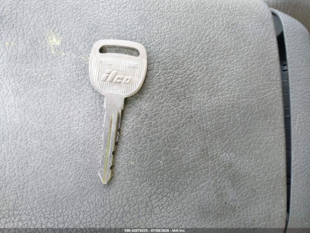 1999 CHEVROLET TAHOE 1GNEK13R0XJ406176 Photo 10