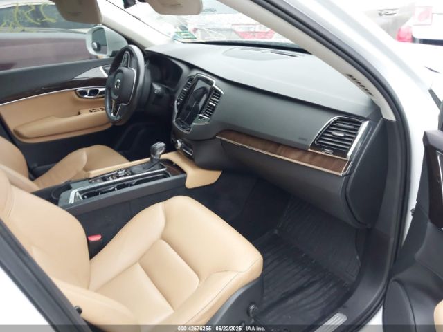 2016 VOLVO XC90 YV4A22PK3G1018155 Photo 4