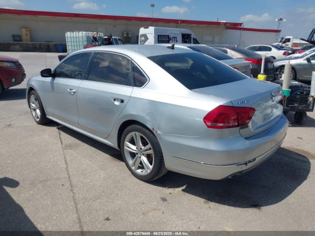 1VWCV7A39FC013012 Volkswagen 2015