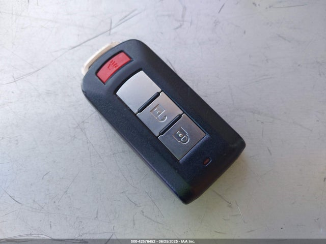 Mitsubishi mivec 2020 JA4AZ3A38LZ037747 Image 11