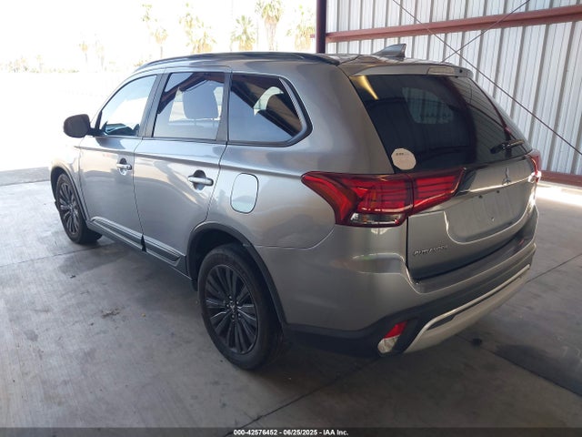 Mitsubishi mivec 2020 JA4AZ3A38LZ037747 Image 3